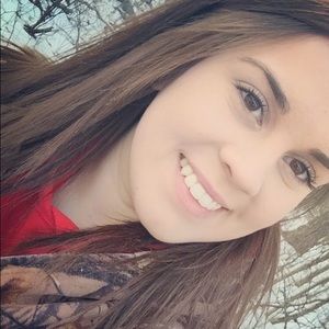 Meet your Posher, Haley